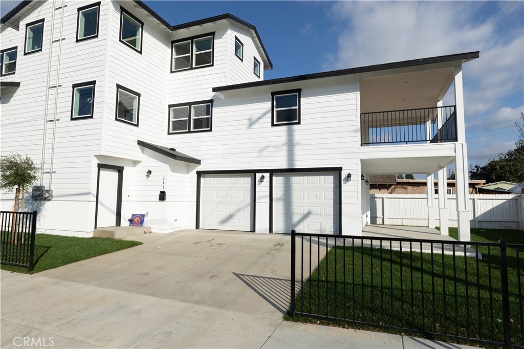 Residential Lease for rent at 211 N Hathaway A, Santa Ana CA featuring 3 beds and 3 baths