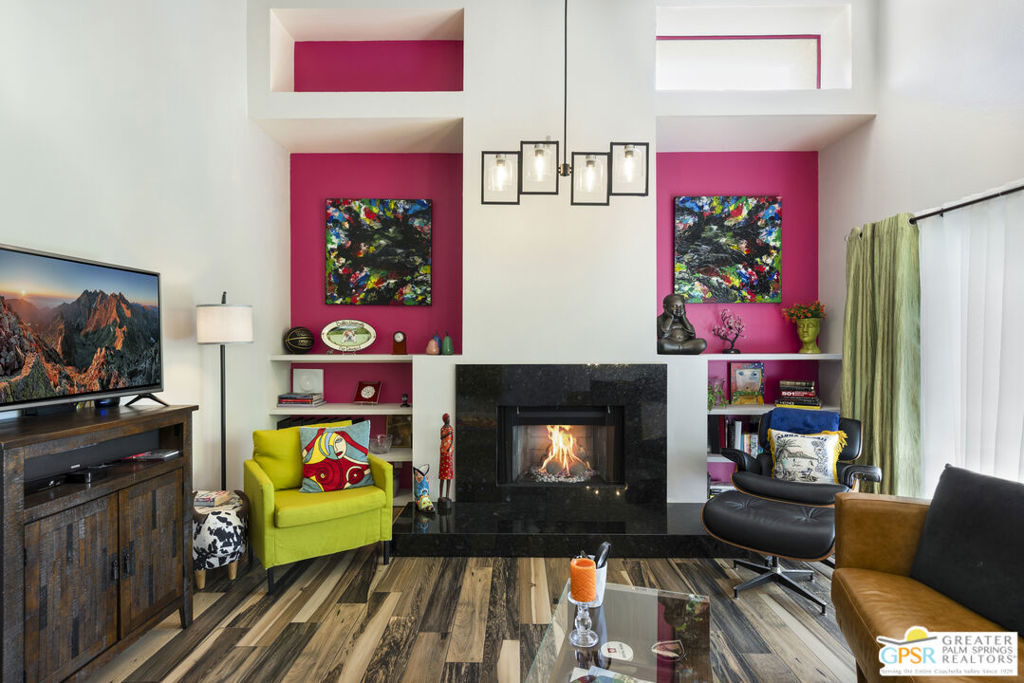 Residential for sale at 975 Village Square, Palm Springs CA featuring 2 beds and 2 baths