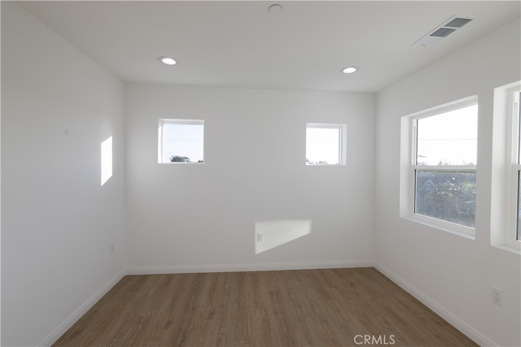 Residential Lease for rent at 211 N Hathaway Street B, Santa Ana CA featuring 2 beds and 2 baths