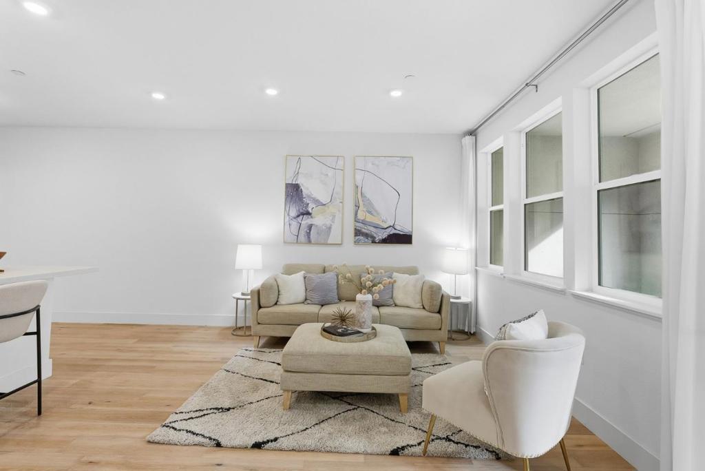 Active for sale at Santa Clara, CA, Santa Clara, CA CA and 3 baths