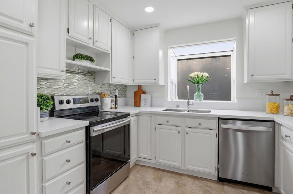 Residential for sale at 9130 Rancho Hills Drive, Gilroy CA featuring 3 beds and 3 baths