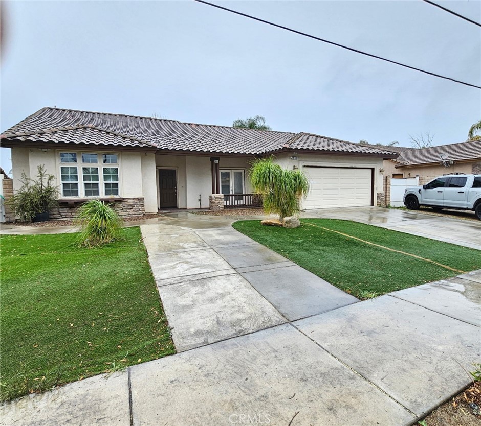 Residential for sale at 511 N Girard, Hemet CA featuring 4 beds and 2 baths