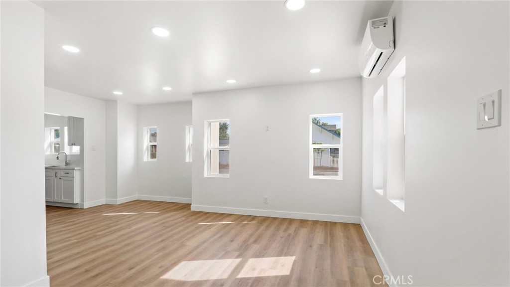 Residential Lease for rent at 3309 Locust Street, Riverside CA featuring 2 beds and 1 bath