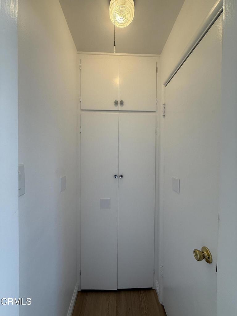 Residential Lease for rent at 1033 Bath Lane, Ventura CA featuring 1 bed and 1 bath