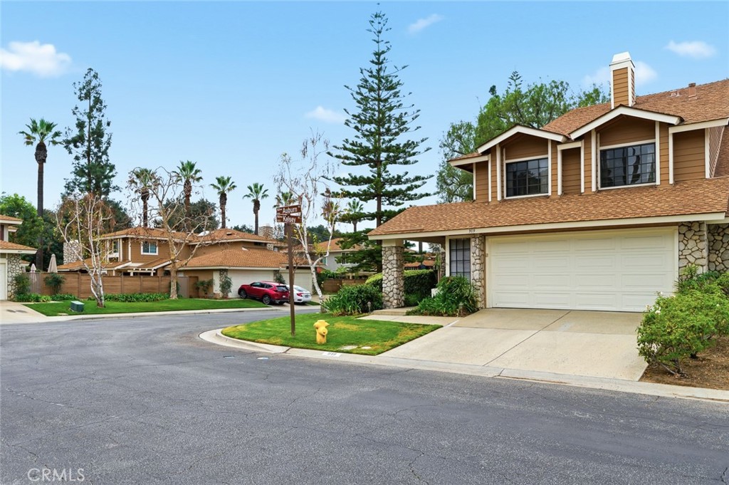 Residential for sale at 919 Auburn, San Dimas CA featuring 3 beds and 3 baths