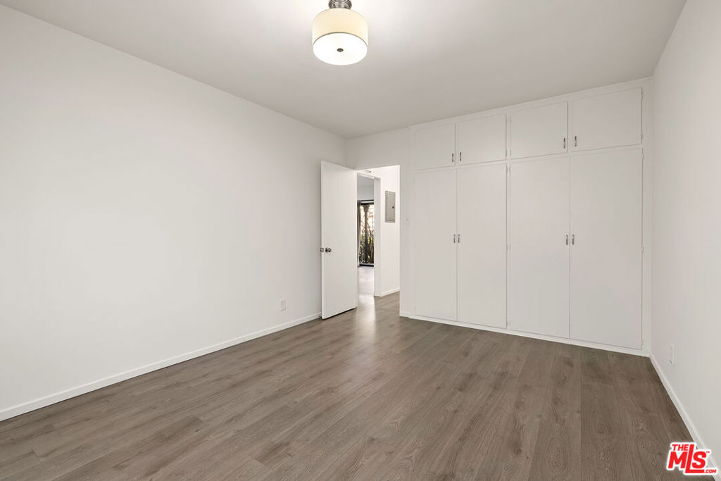 Residential Lease for rent at 4615 Finley Avenue 2, Los Angeles, Los Angeles County CA featuring 1 bed and 1 bath