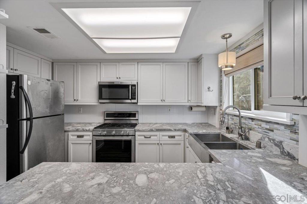 Residential for sale at 7453 Fortuna Vista Ct 36, Santee CA featuring 3 beds and 3 baths