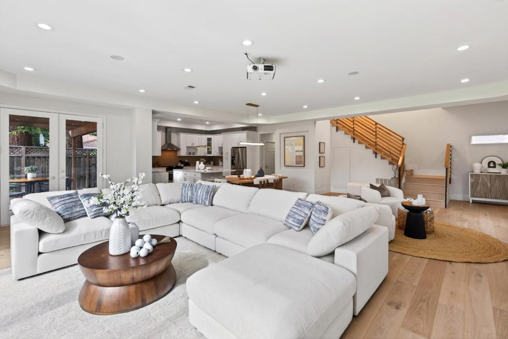 Active for sale at Sunnyvale, CA, Sunnyvale, CA CA and 4 baths