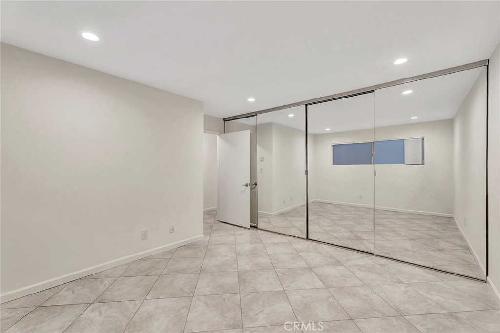 Active for sale at Long Beach, CA, Long Beach, CA CA and 1 bath