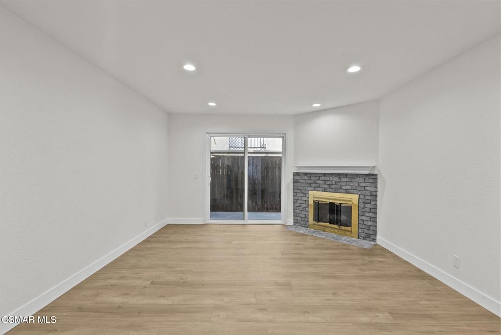 Residential for sale at 1246 Patricia Avenue 21, Simi Valley CA featuring 1 bed and 1 bath