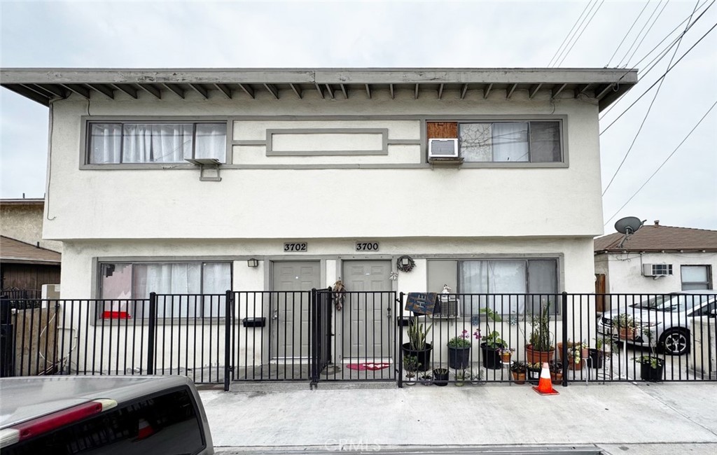 Residential Income for sale at 3704 Baldwin, El Monte CA