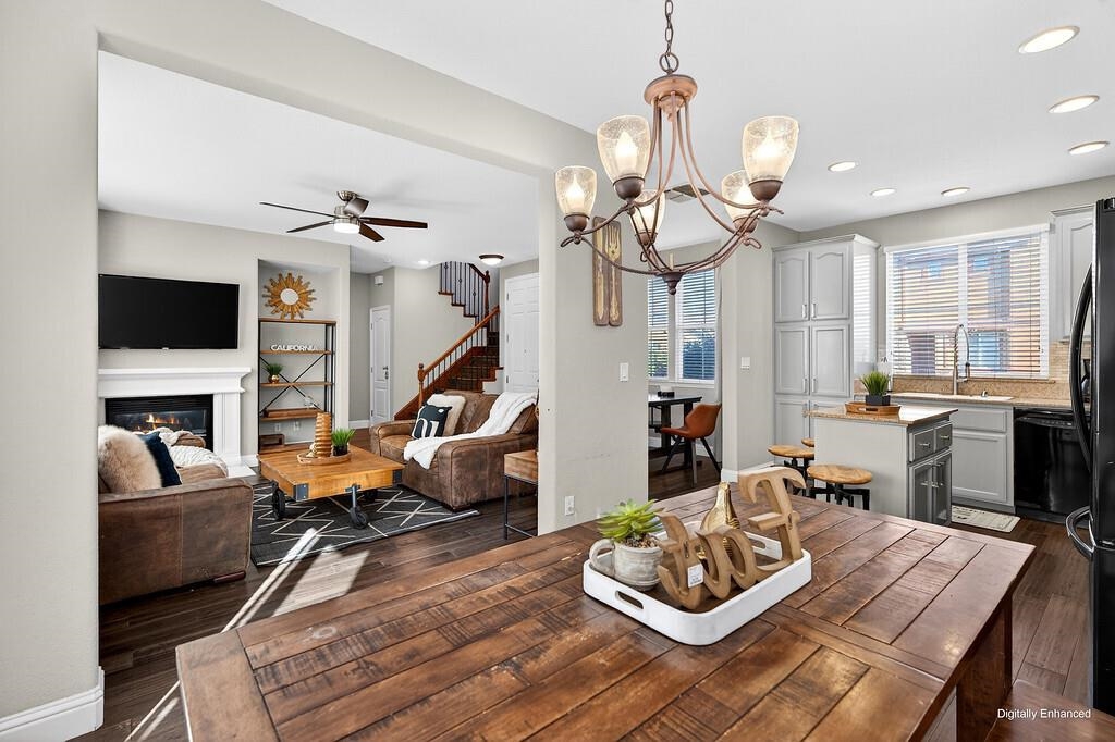 Residential for sale at 390 390 Caravaggio CIR, Sacramento CA featuring 3 beds and 3 baths