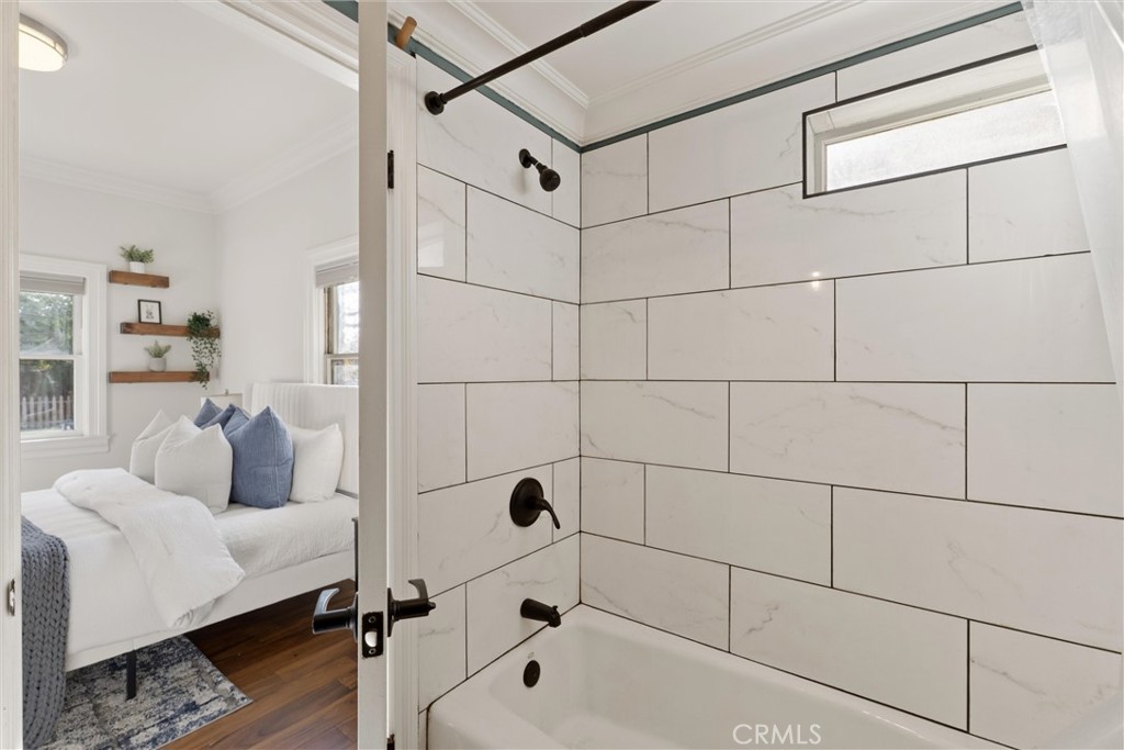 Active for sale at Long Beach, CA, Long Beach, CA CA and 2 baths