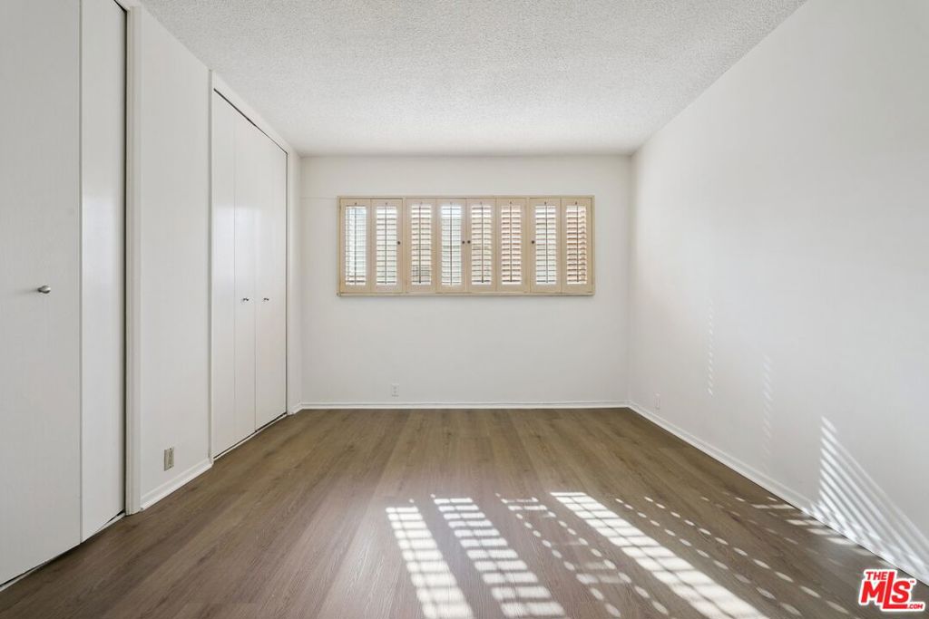 Residential for sale at 11121 Queensland Street H42, Los Angeles CA featuring 2 beds and 1 bath