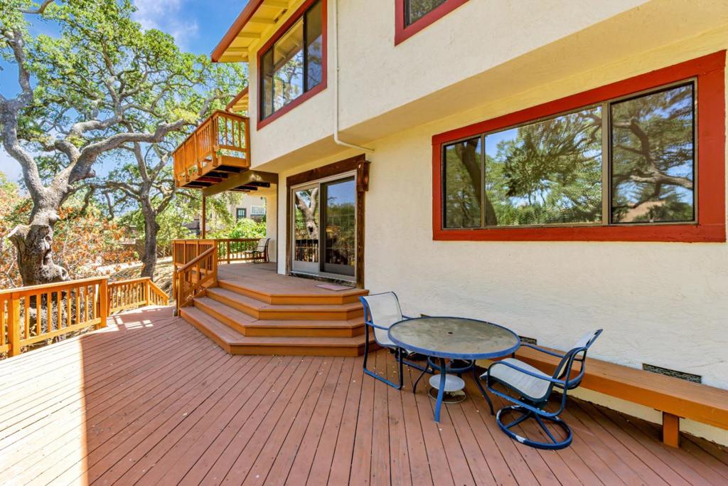 Residential for sale at 126 Saint Joan Lane, Pleasant Hill CA featuring 3 beds and 3 baths