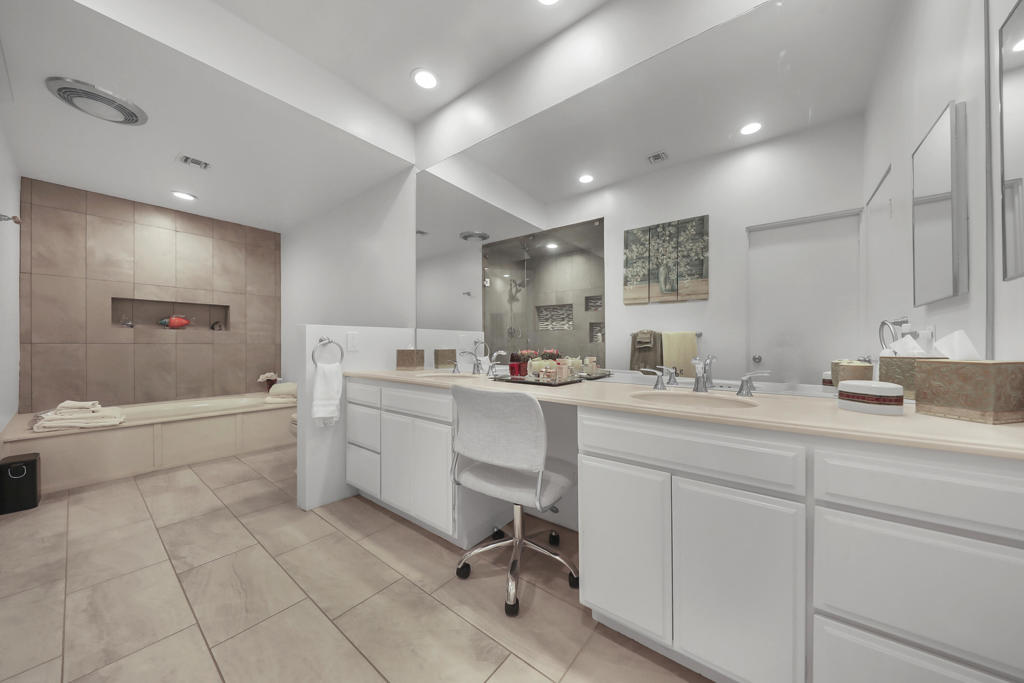 Residential for sale at 78126 Calle Norte, La Quinta CA featuring 3 beds and 4 baths