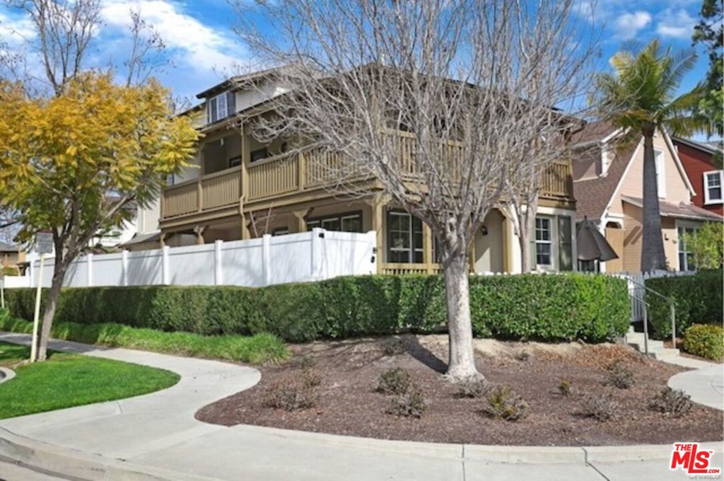 Residential for sale at 2 Wheatstone Farm, Ladera Ranch CA featuring 4 beds and 3 baths