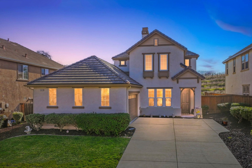 Residential for sale at 9489 9489 California Oak Cir, Patterson CA featuring 4 beds and 4 baths