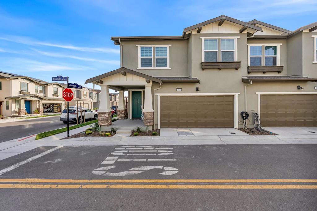 Residential for sale at 122 W Riverside Place, Tracy CA featuring 3 beds and 3 baths