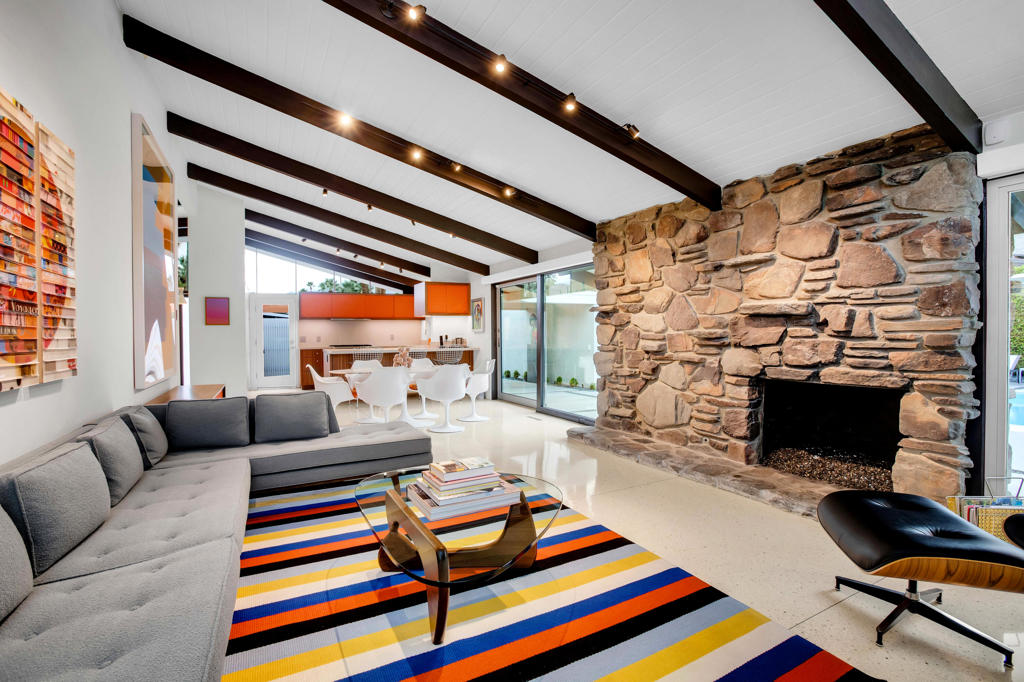 Residential for sale at 992 E La Jolla Road, Palm Springs CA featuring 4 beds and 3 baths