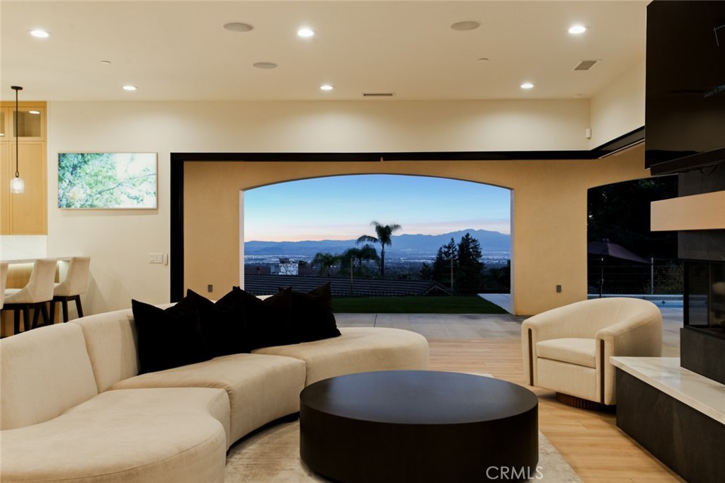 Residential for sale at 2499 Sierra, Upland CA featuring 4 beds and 6 baths