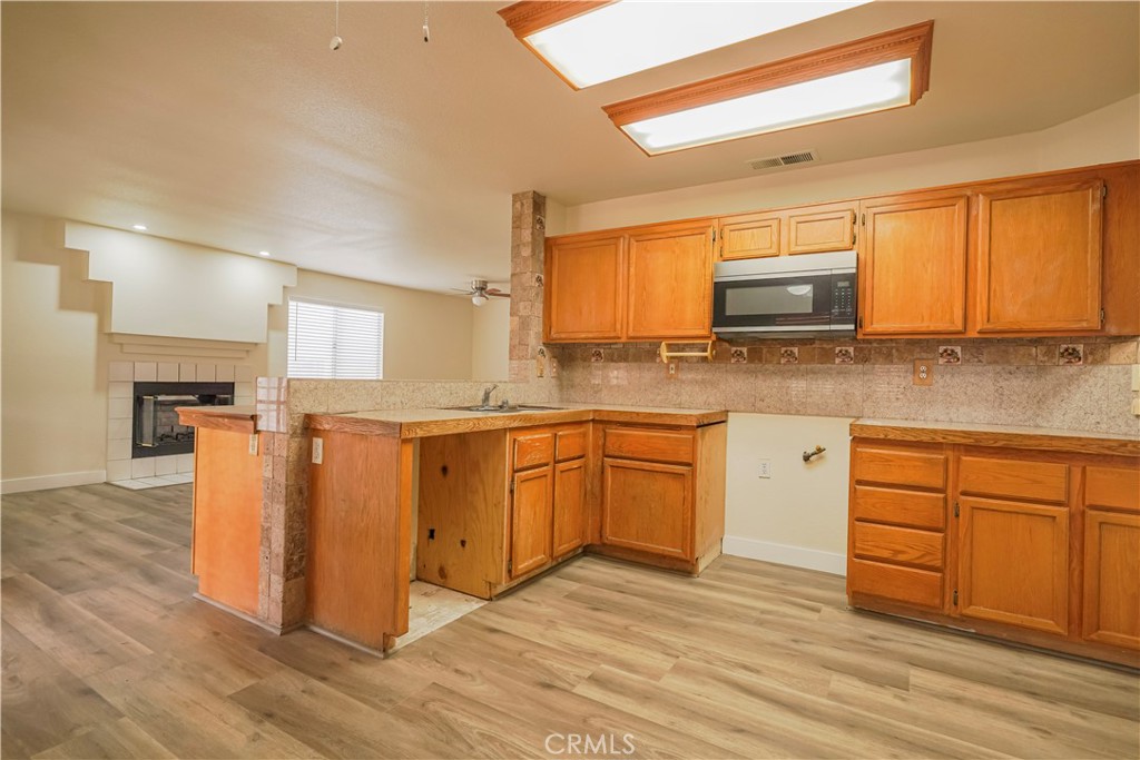 Residential for sale at 13747 Valera, Victorville CA featuring 5 beds and 5 baths