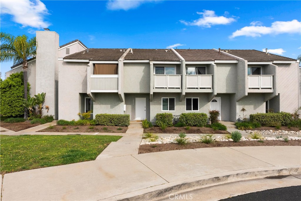 Residential for sale at 18853 Lister Lane, Huntington Beach CA featuring 2 beds and 3 baths