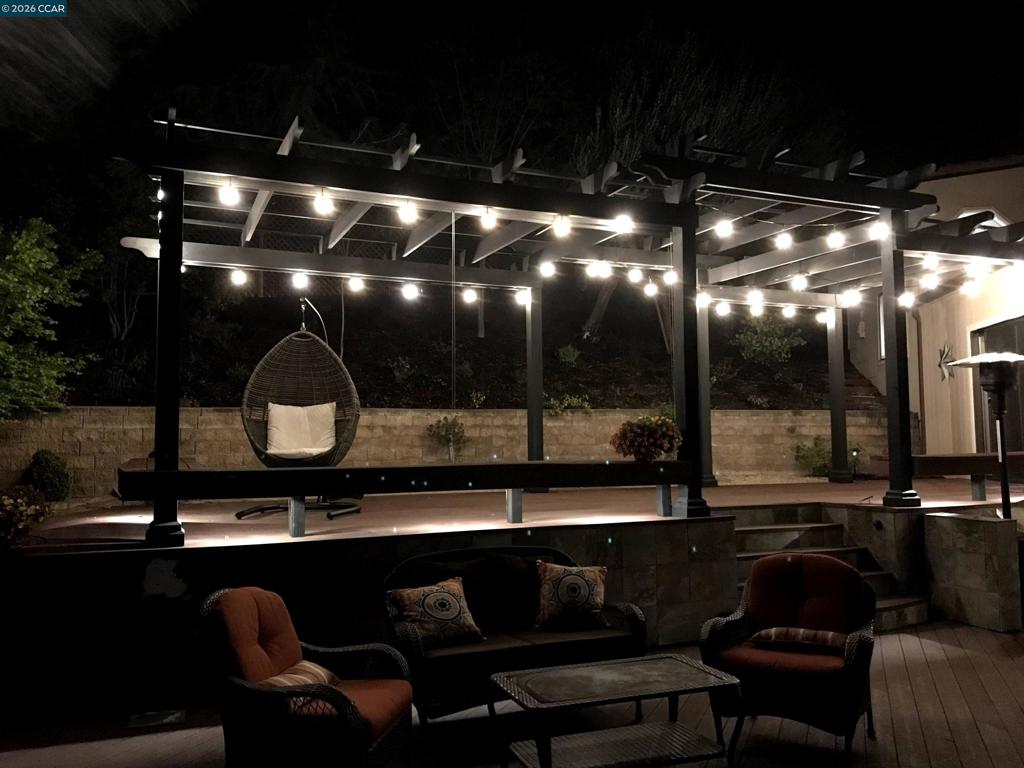 Residential Lease for rent at 44 44 Pulido Ct, Danville CA featuring 3 beds and 3 baths