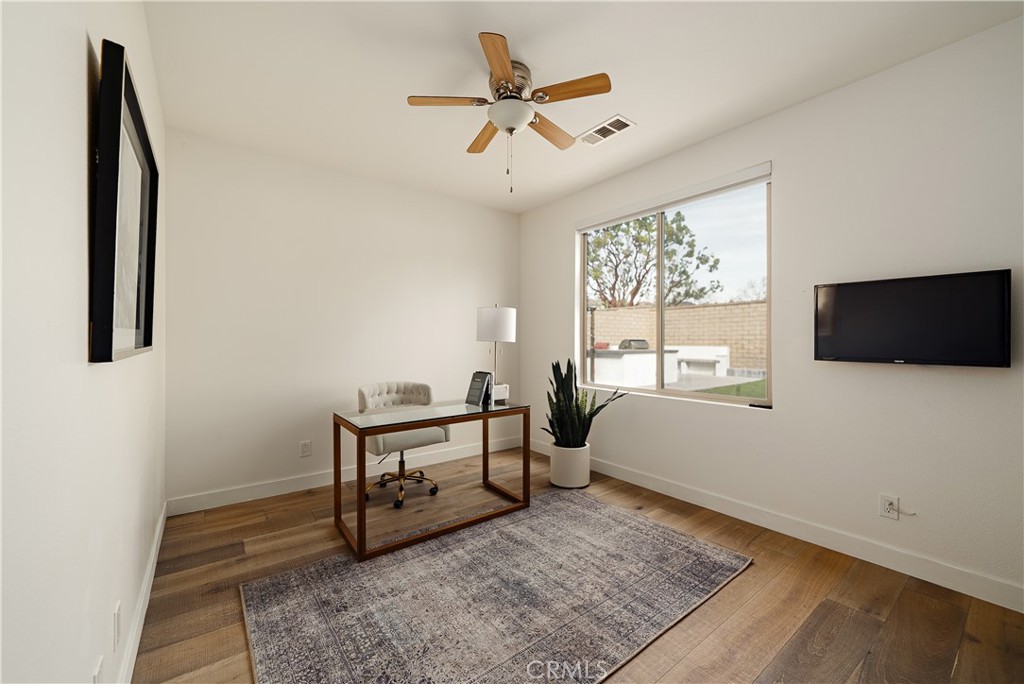 Residential for sale at 14052 Eaton Hollow, Moorpark CA featuring 4 beds and 3 baths