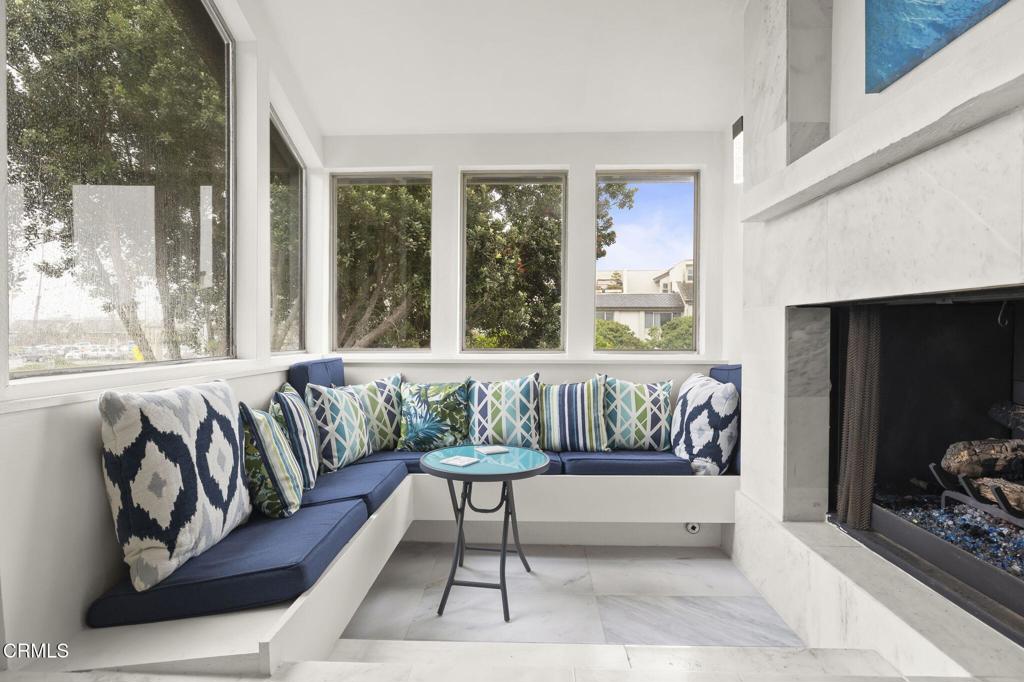 Residential for sale at 3464 Sunset Lane, Oxnard CA featuring 2 beds and 2 baths