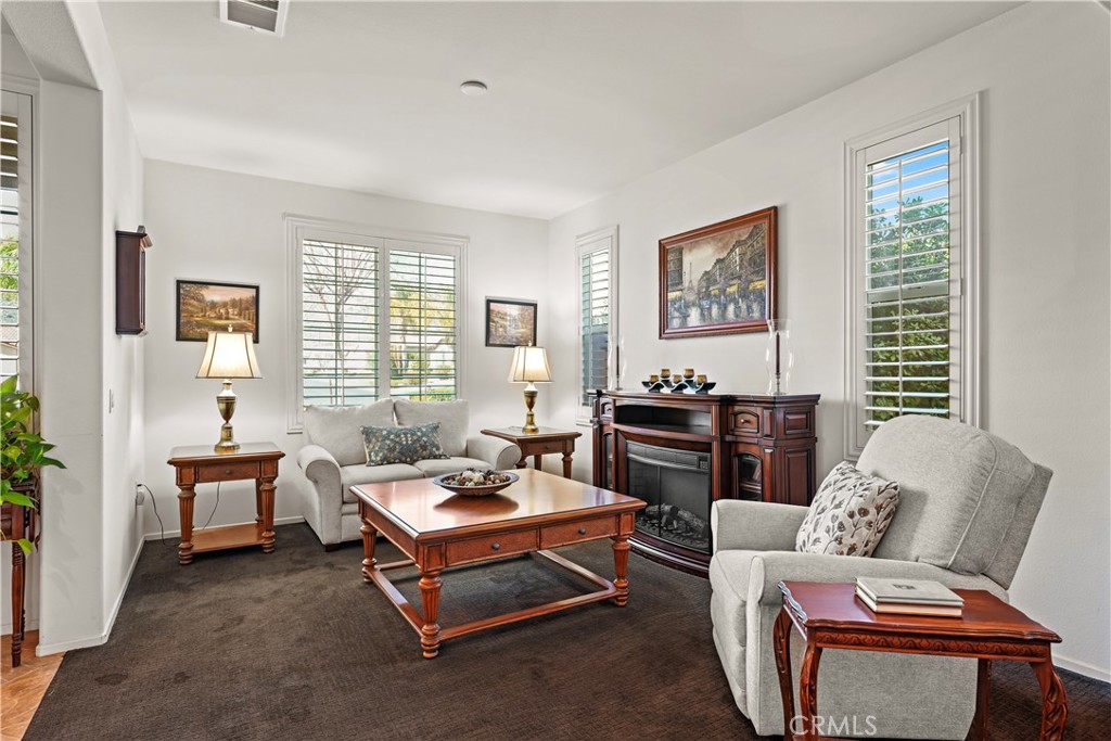 Residential for sale at 660 Olazabal Dr, Hemet CA featuring 2 beds and 2 baths