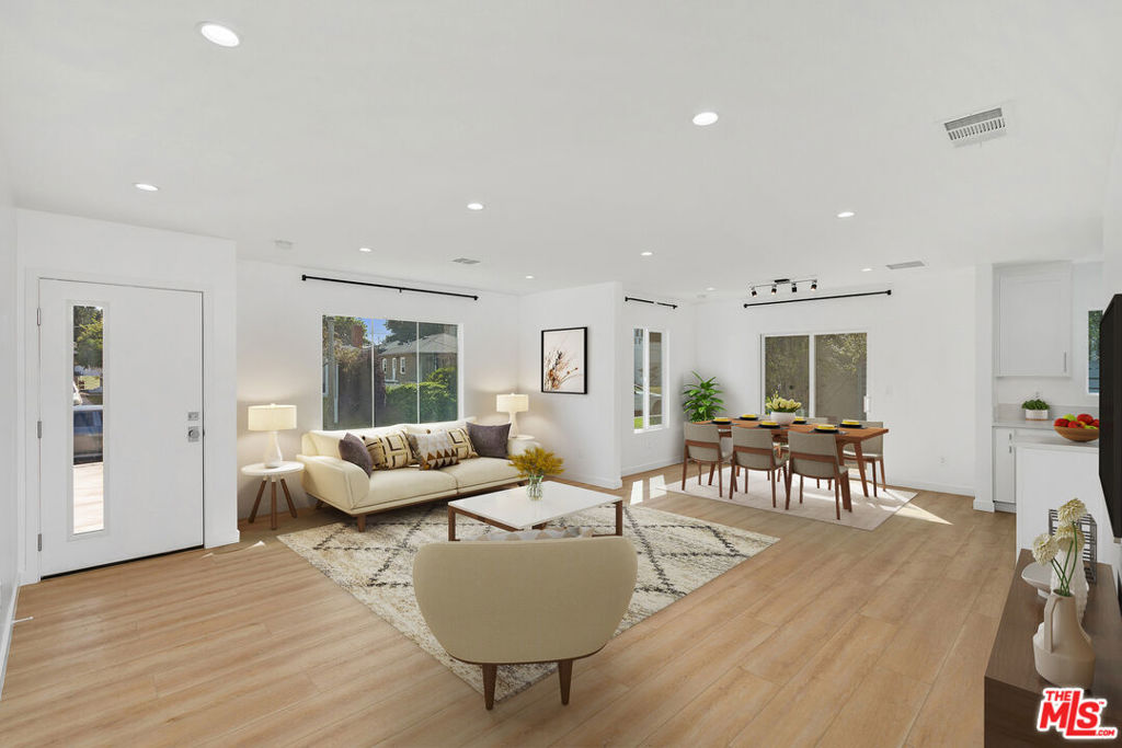 Residential Lease for rent at 7823 Kenyon Avenue, Los Angeles, Los Angeles County CA featuring 4 beds and 4 baths