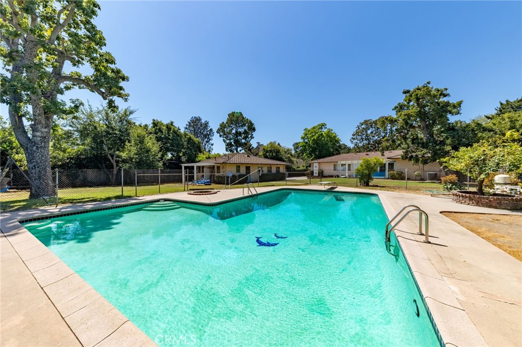 Residential for sale at 1640 Bedford, San Marino CA featuring 3 beds and 5 baths
