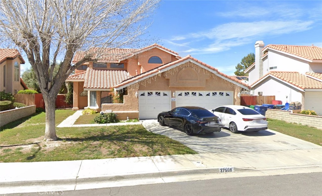 Residential Lease for rent at 37509 Royal Court, Palmdale, Los Angeles County CA featuring 4 beds and 3 baths