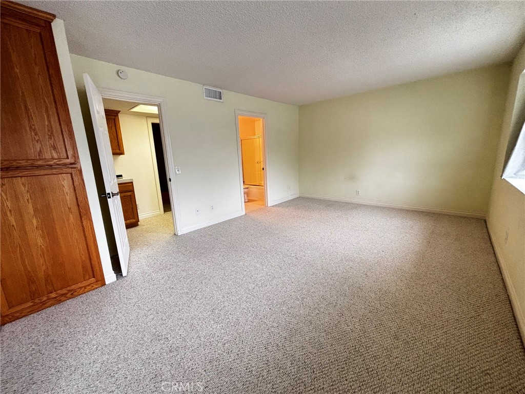 Residential Lease for rent at 2610 E Huntington Drive B, Duarte CA featuring 2 beds and 3 baths
