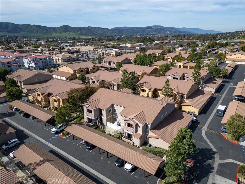 Residential Lease for rent at 41410 Juniper St 1423, Murrieta CA featuring 3 beds and 2 baths