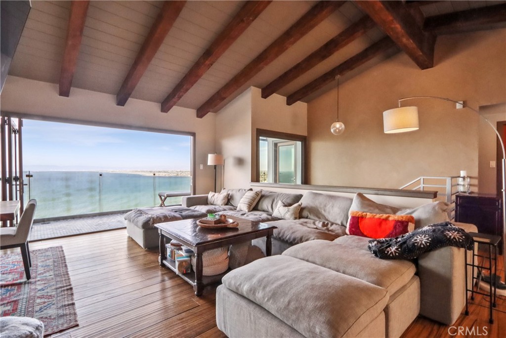 Residential for sale at 773 Via Somonte, Palos Verdes Estates CA featuring 4 beds and 3 baths