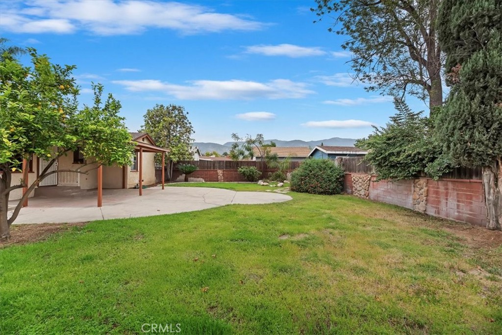 Residential for sale at 3271 Sepulveda, San Bernardino CA featuring 2 beds and 1 bath