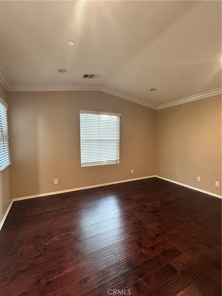 Residential Lease for rent at 84 Hedge Bloom, Irvine CA featuring 3 beds and 3 baths