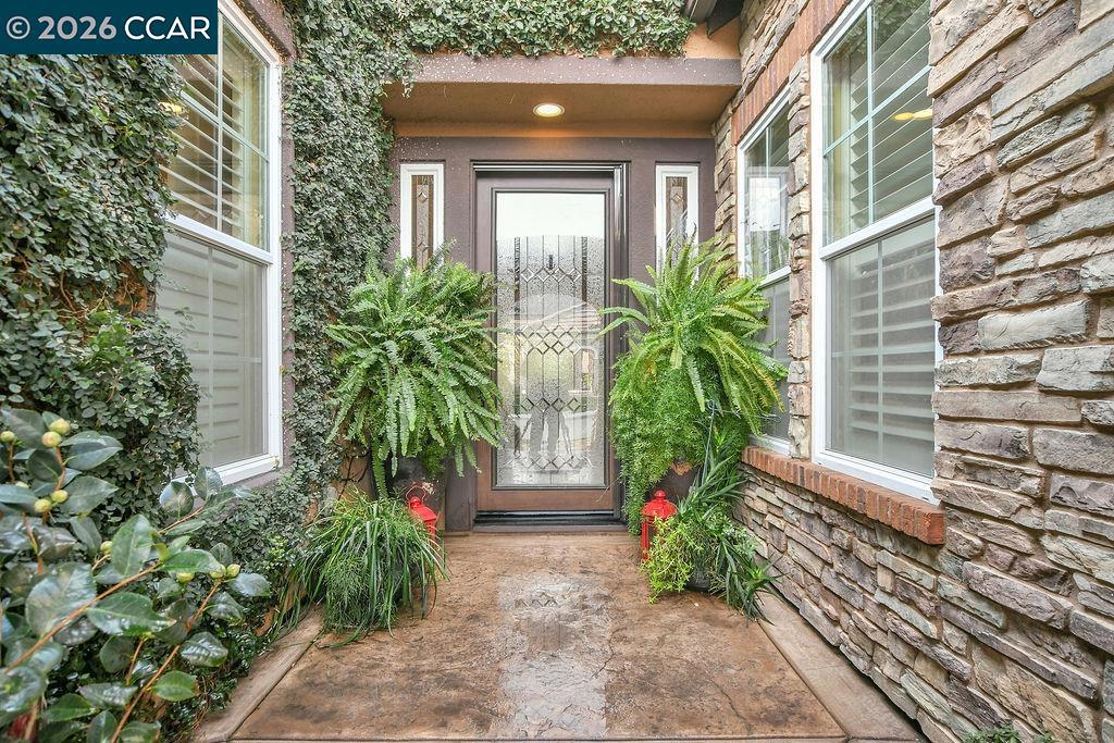 Residential for sale at 1155 1155 Saint Julien St, Brentwood CA featuring 2 beds and 3 baths