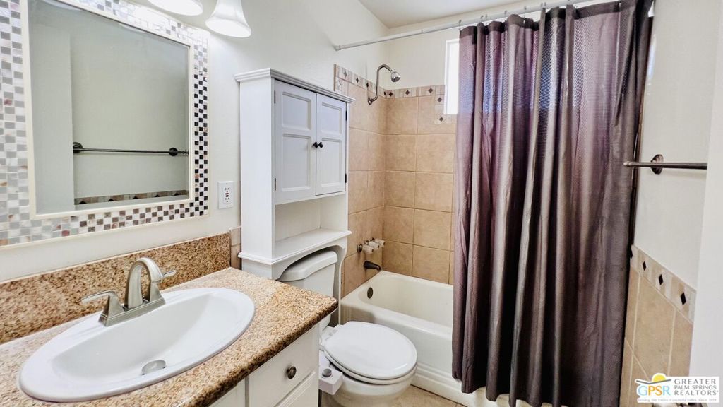 Residential Lease for rent at 38260 Charlesworth Drive, Cathedral City CA featuring 2 beds and 1 bath