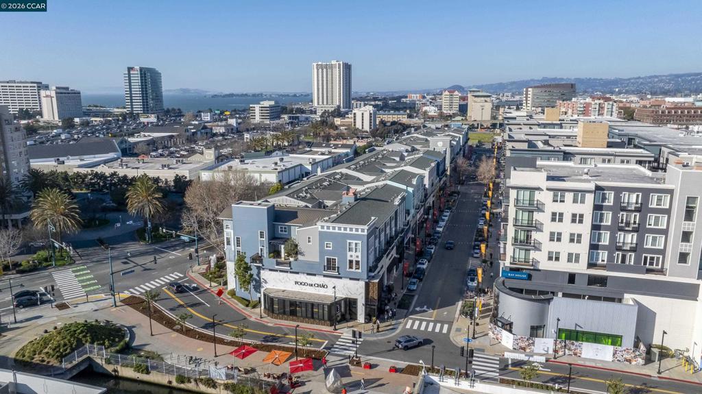 Residential for sale at 1517 1517 Brunswig Ln, Emeryville CA featuring 2 beds and 1 bath