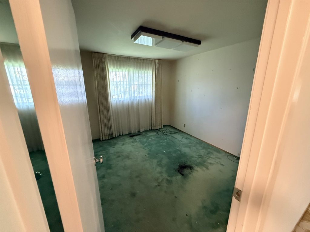 Residential for sale at 2883 2883 Bowling Green Dr, Walnut Creek CA featuring 4 beds and 2 baths