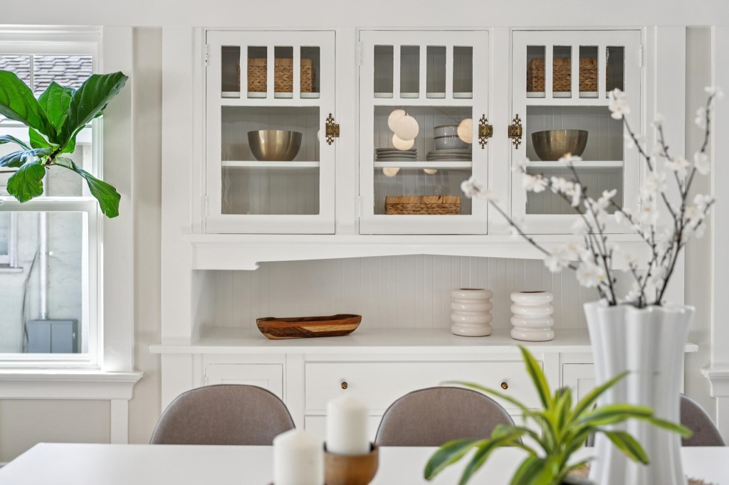 Residential for sale at 382 382 50Th St, Oakland CA featuring 3 beds and 3 baths