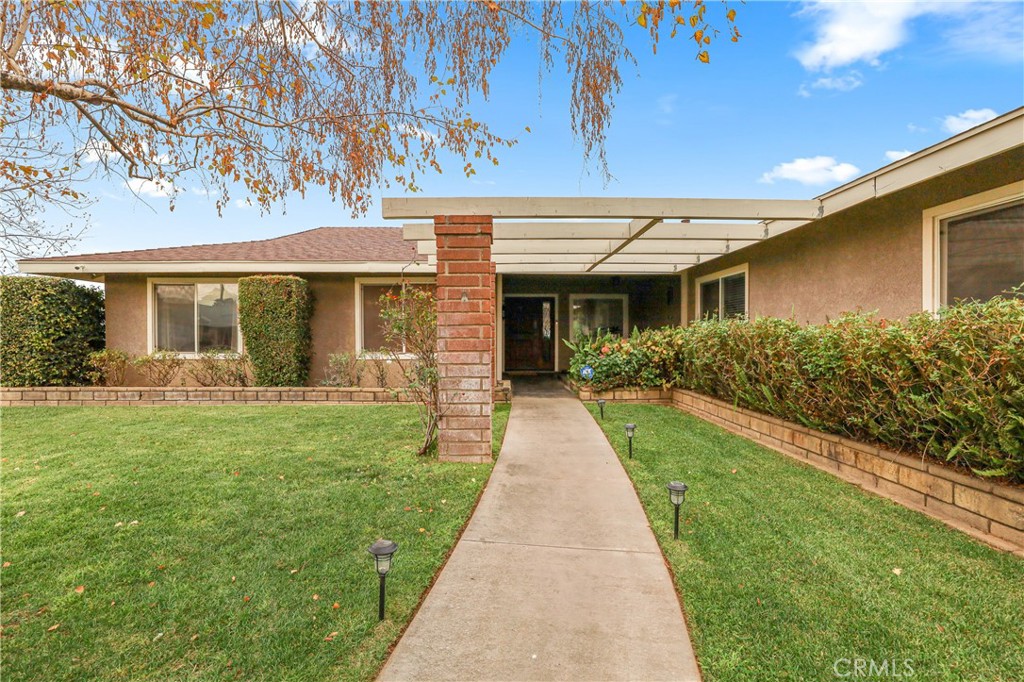 Residential for sale at 366 Smoke Ridge, Calimesa CA featuring 4 beds and 2 baths