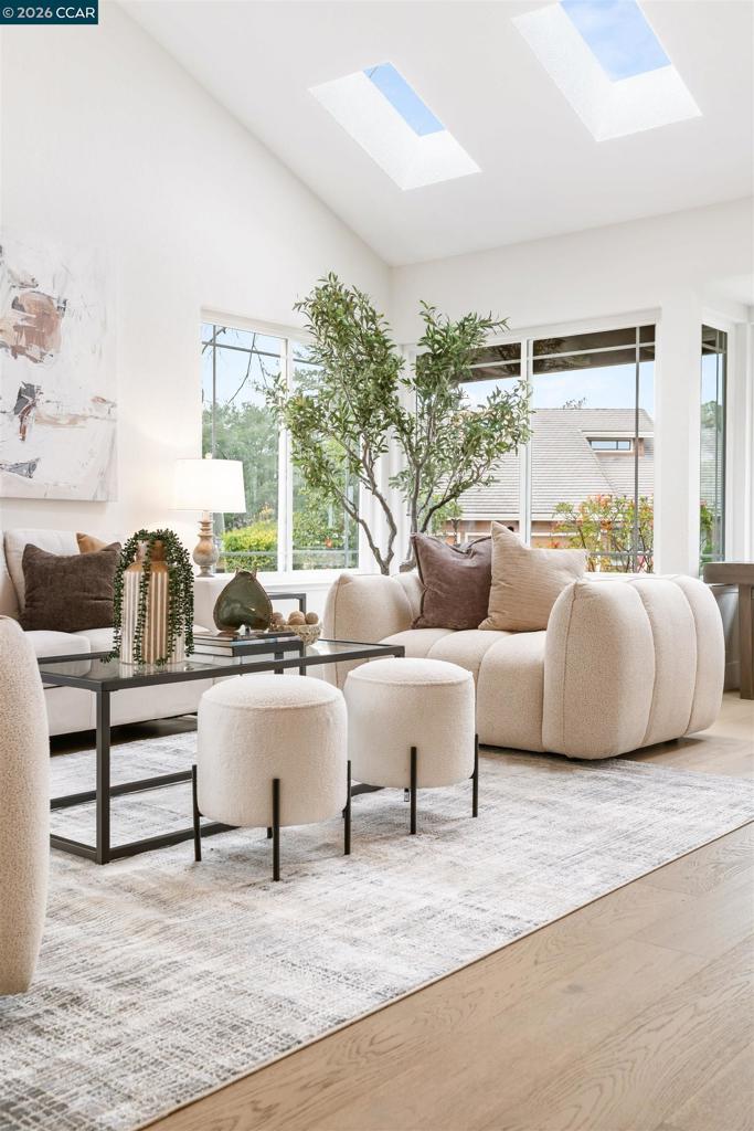 Residential for sale at 224 224 Briar Dr, Martinez CA featuring 4 beds and 3 baths