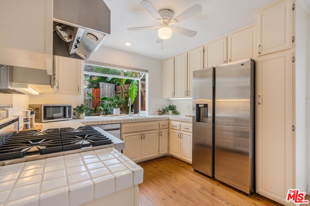 Residential for sale at 4324 Willow Glen Street, Calabasas CA featuring 3 beds and 3 baths