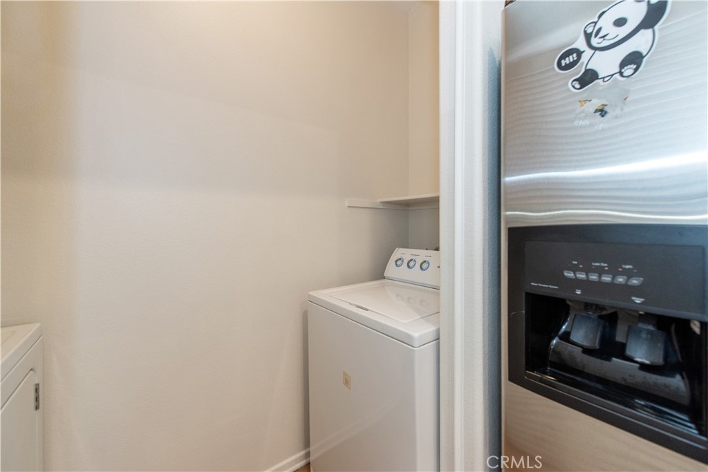 Residential Lease for rent at 3239 Watermarke Place, Irvine CA featuring 1 bed and 1 bath