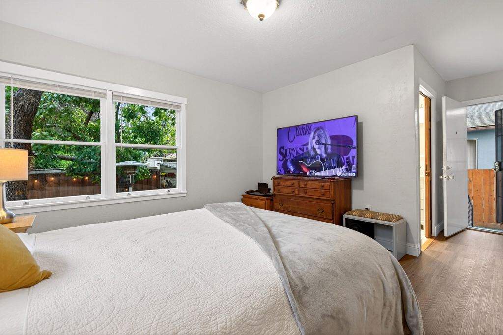 Residential for sale at 3042 3042 60Th Ave, Oakland CA featuring 3 beds and 2 baths