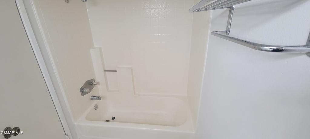 Residential Lease for rent at 4581 Alamo Street G, Simi Valley CA featuring 2 beds and 2 baths